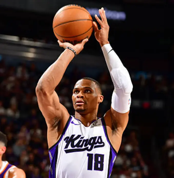 alt, 后关头才分, 才跟国王队 alt, 后关头才分, 才跟国王队