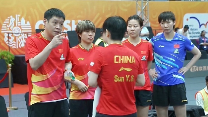 中国女团以, 强势挺进决