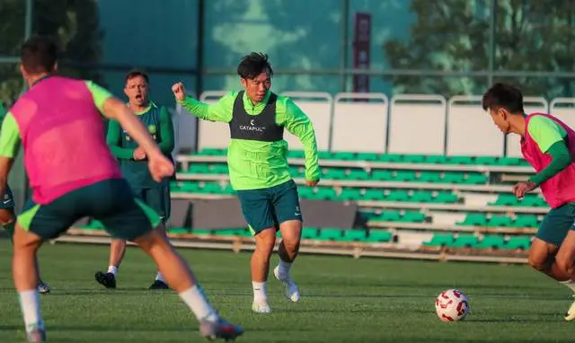 围绕着外援 围绕着外援